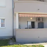 Apartament Leda